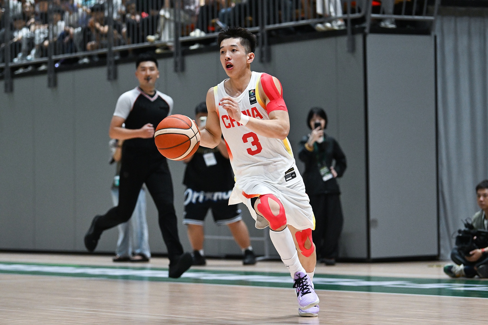 开云-大爆发🐂杨溢单场17助刷新赛会纪录 此前5场合计16助