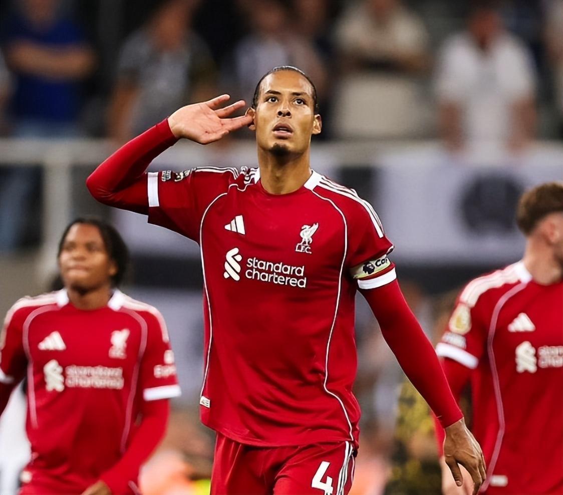 2场丢了4球！后防隐患爆发，科纳特心不在焉，利物浦赶紧换人吧