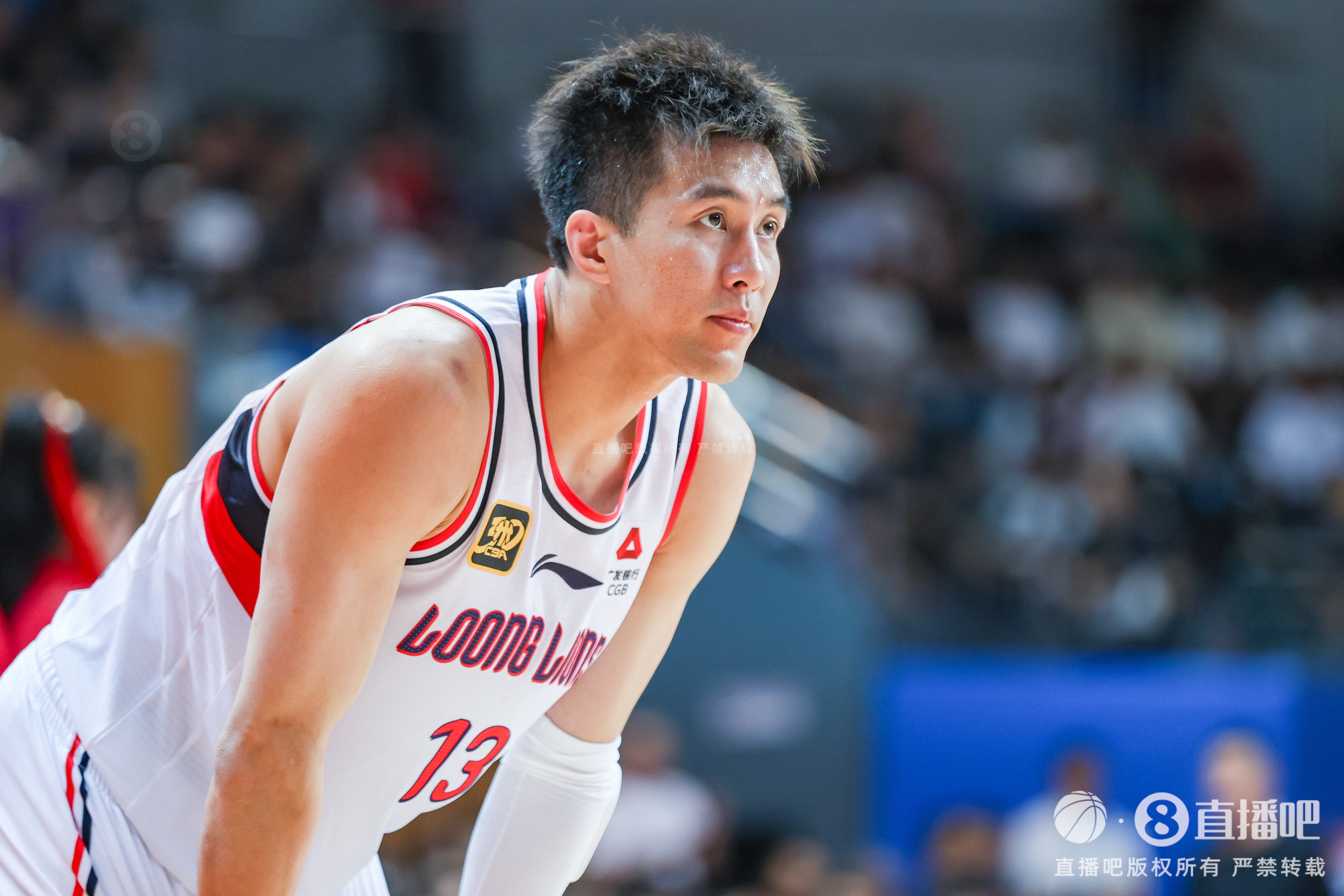 开云体育下载-已缺阵2场！广州主帅：郭艾伦在此前打广东时受伤 复出时间待定