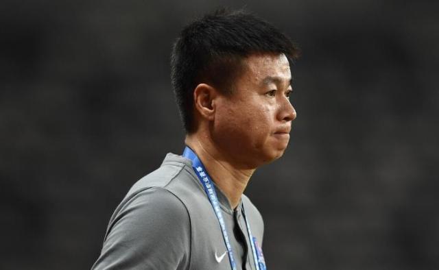 开云体育官网-于根伟：王秋明因膝伤无法坚持 本场输球责任在我